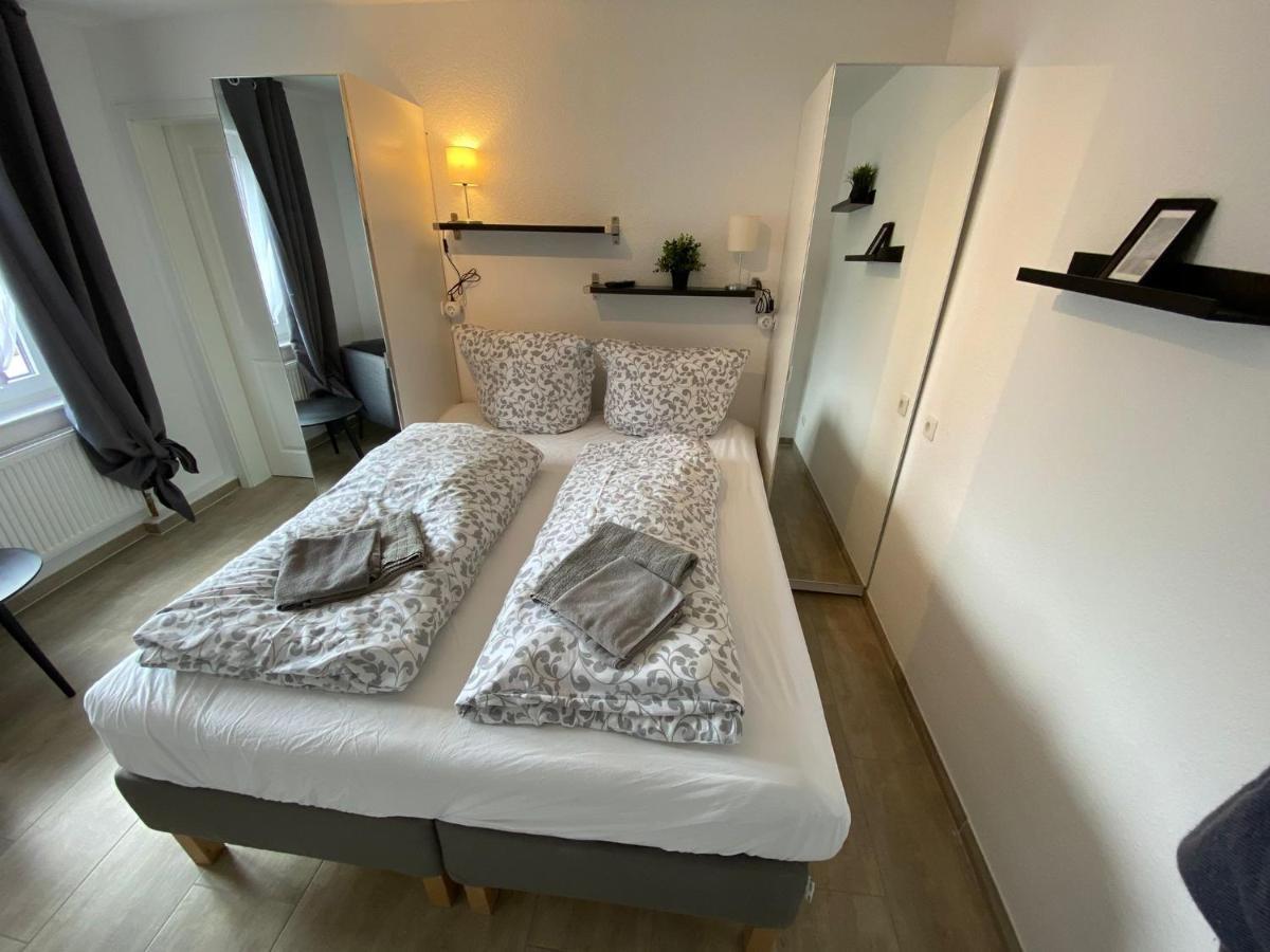 Ferienhaus Am Seedeich Emden Esterno foto