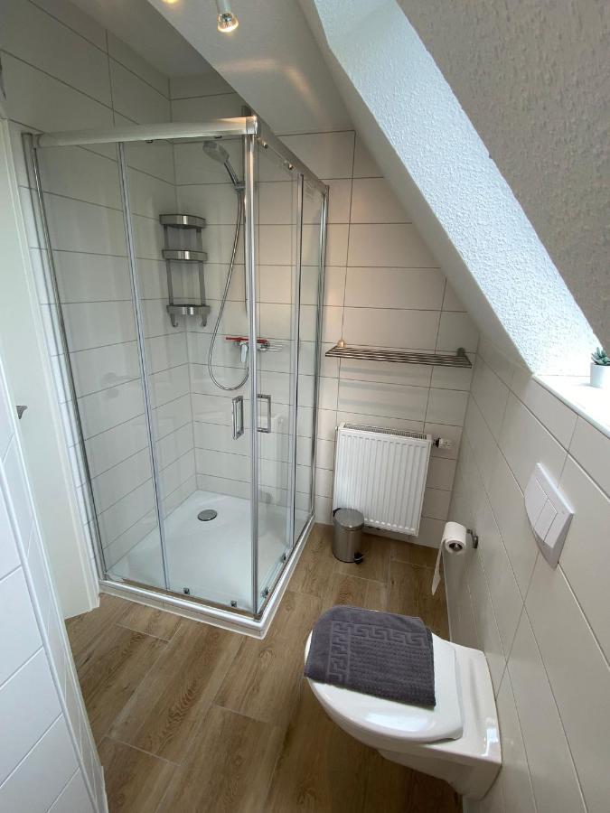 Ferienhaus Am Seedeich Emden Esterno foto